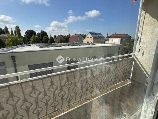Eladó lakás Pécs, Újhegy 65 nm