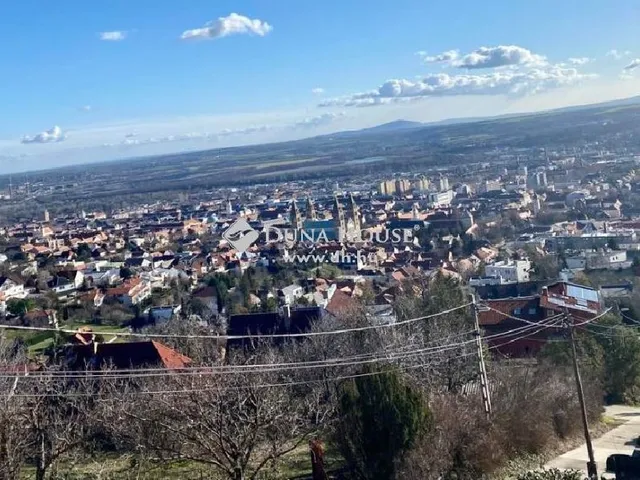 Eladó ház Pécs, Mecsekoldal 50 nm