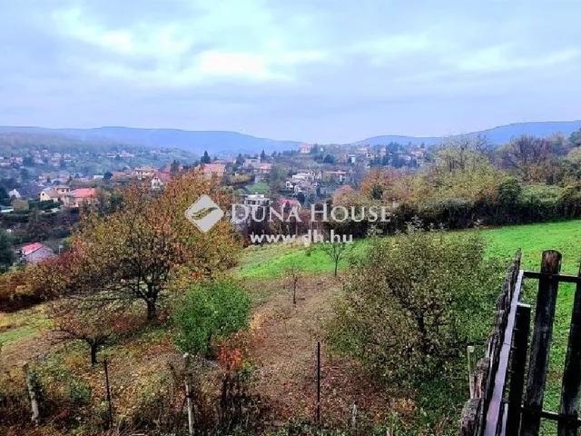 Eladó ház Pécs, Donátus 197 nm