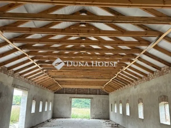 Eladó mezőgazdasági ingatlan Darány 900 nm