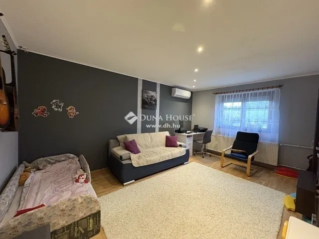 Eladó lakás Pécs 84 nm