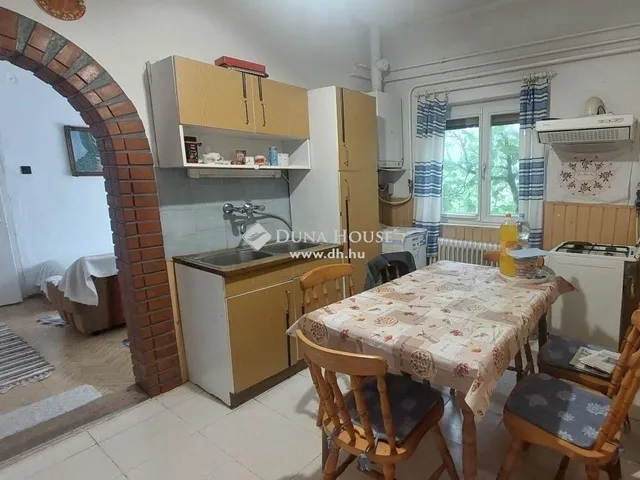 Eladó ház Kővágótőttős 91 nm