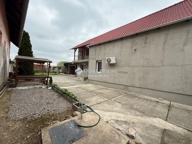 Eladó ház Siklós 160 nm