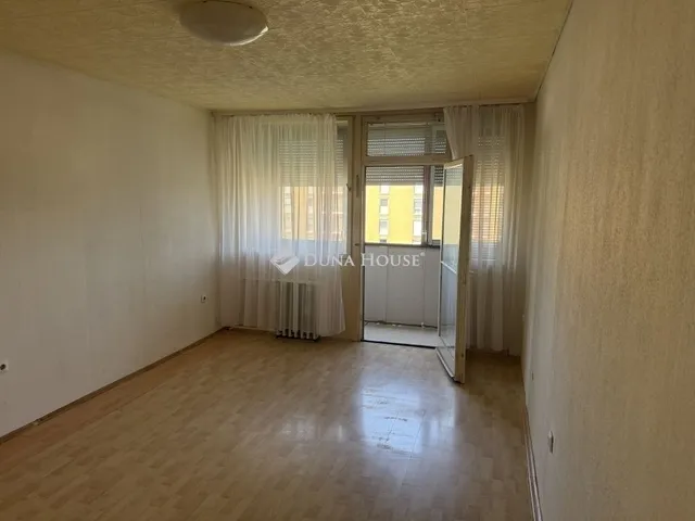 Eladó lakás Pécs, Kertváros 54 nm