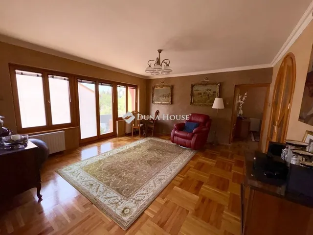 Eladó lakás Pécs 92 nm