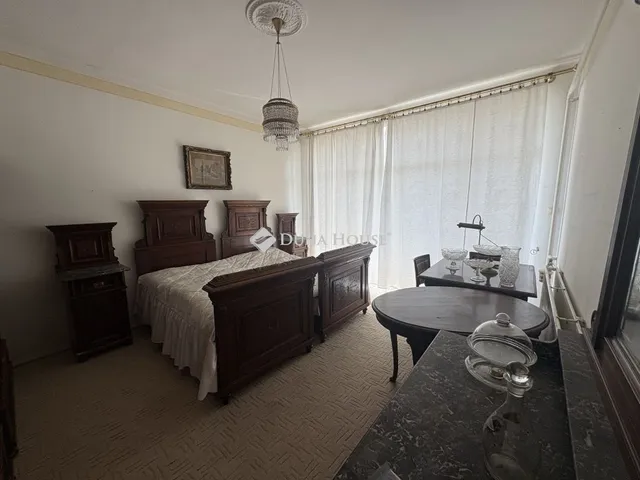 Eladó ház Pécs, Ürög 190 nm