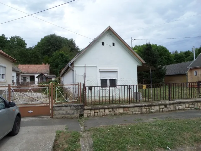 Eladó ház Kátoly 61 nm
