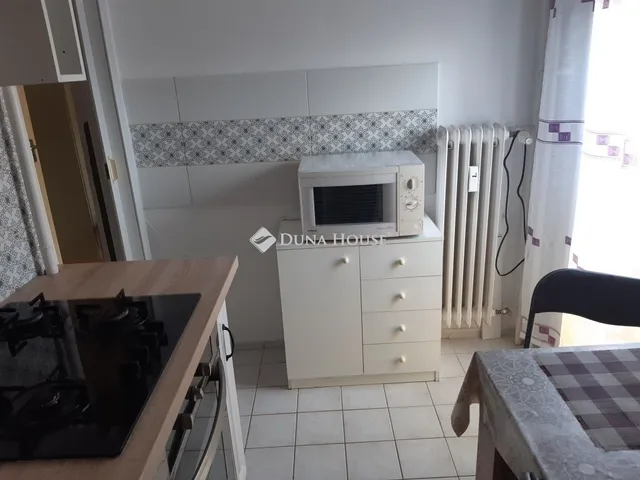 Eladó lakás Pécs, Egyetemváros 53 nm