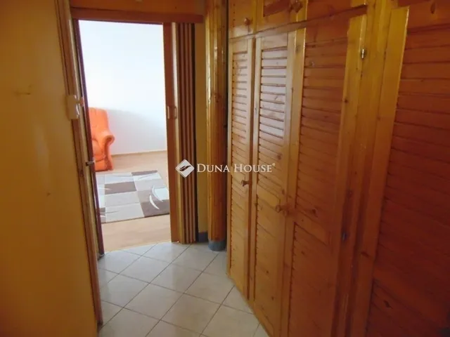 Eladó lakás Pécs, Uránváros 47 nm