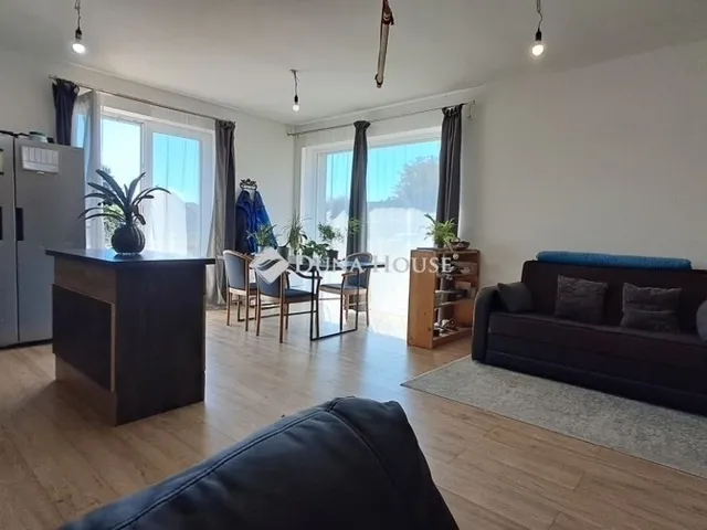 Eladó ház Kozármisleny 78 nm