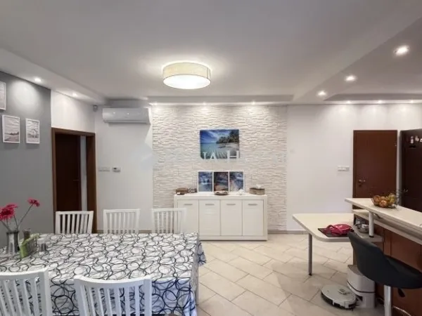 Eladó ház Nagykozár 150 nm