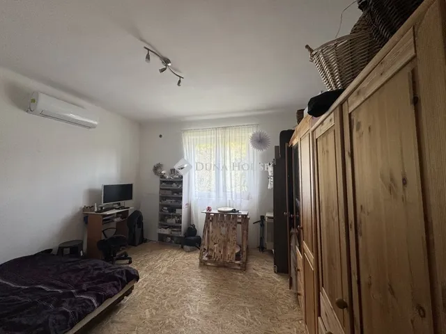 Eladó ház Pécs, Vasas 72 nm