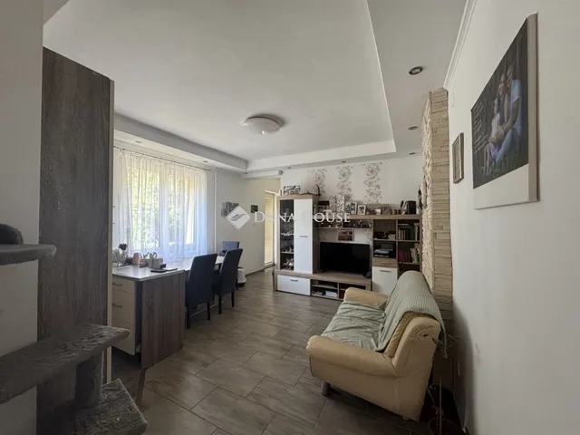 Eladó ház Pécs, Vasas 72 nm