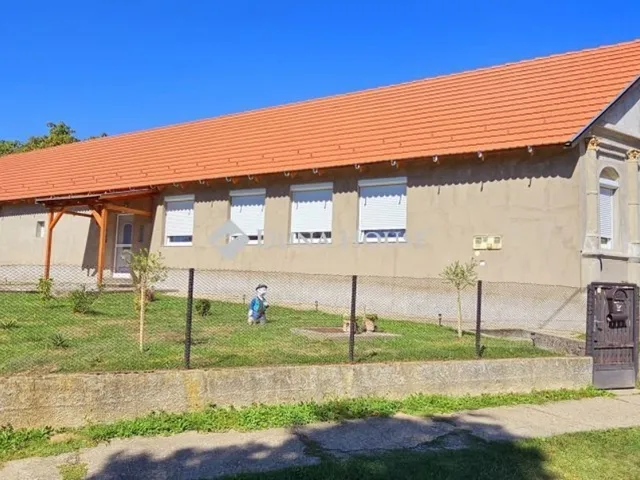 Eladó ház Baksa 126 nm