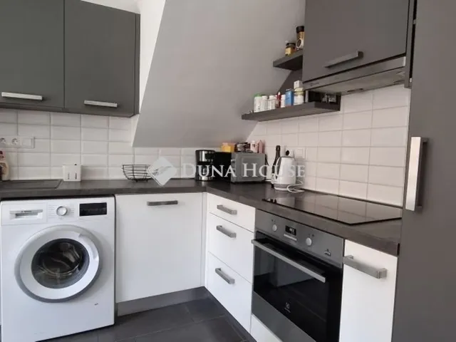 Eladó lakás Pécs, Tettye 64 nm