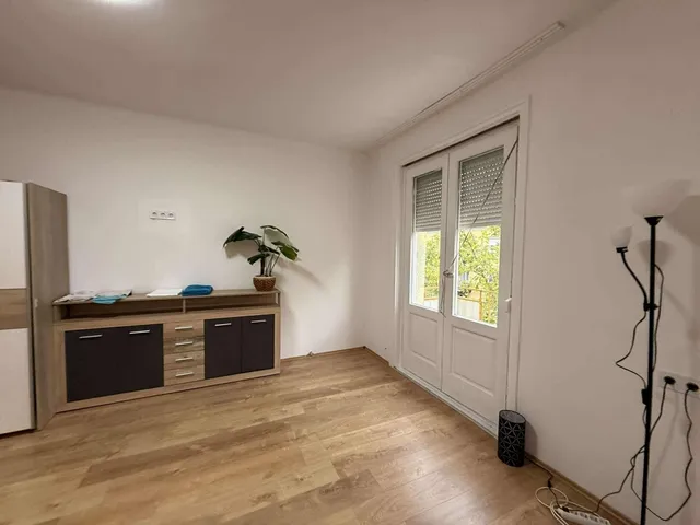 Eladó lakás Pécs, Egyetemváros 55 nm