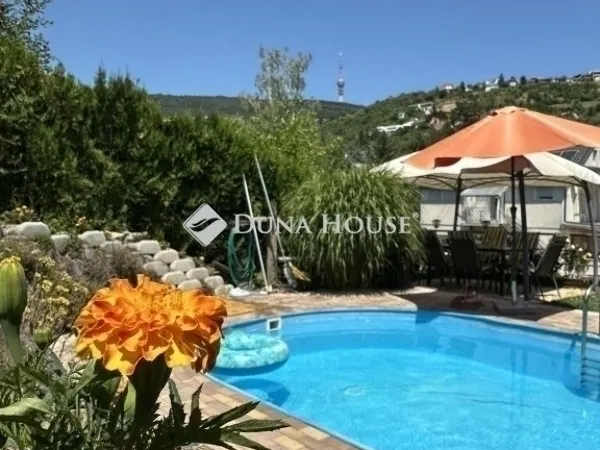 Eladó ház Pécs 209 nm