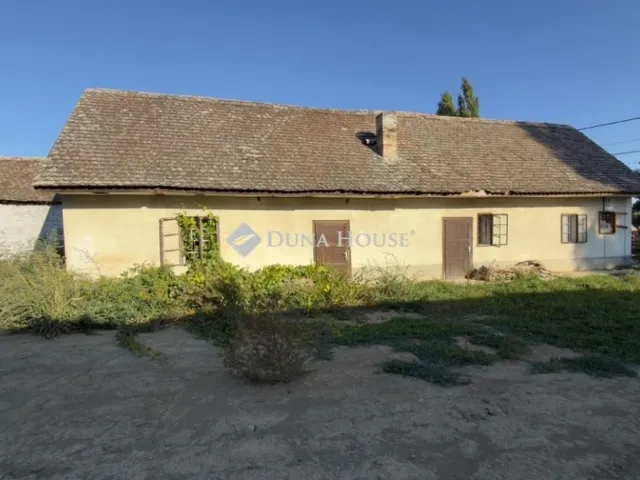 Eladó ház Márok 70 nm