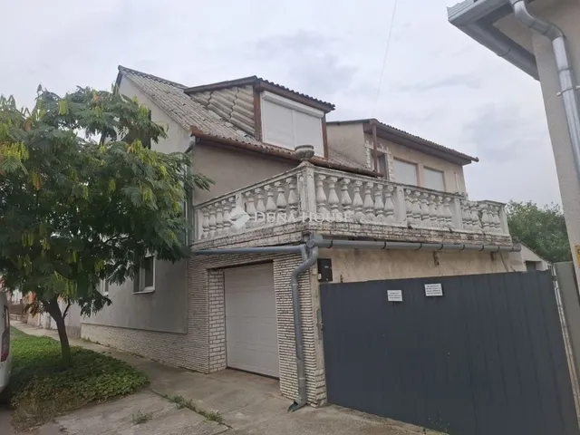 Eladó ház Siklós 259 nm