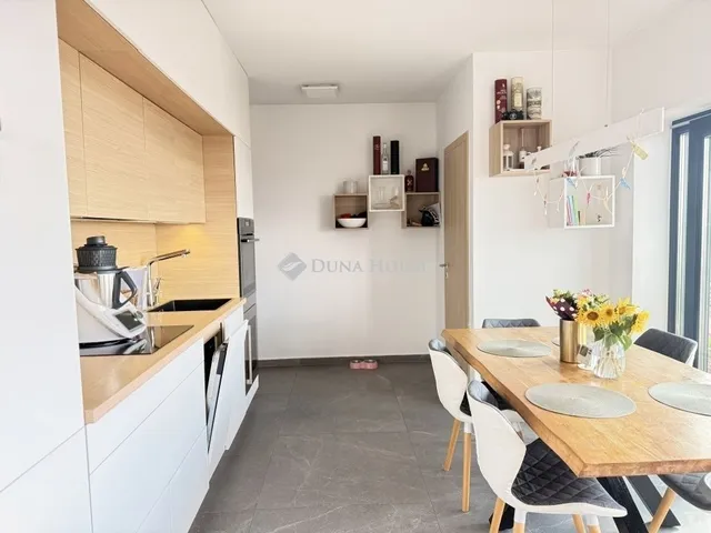 Eladó lakás Pécs 80 nm