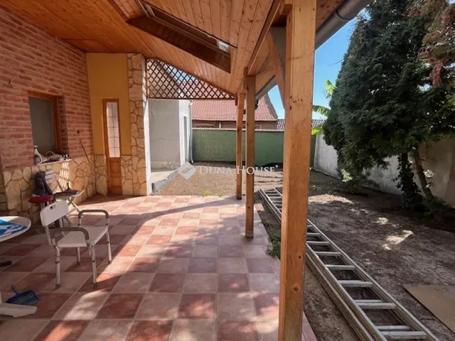 Eladó lakás Pécs 69 nm