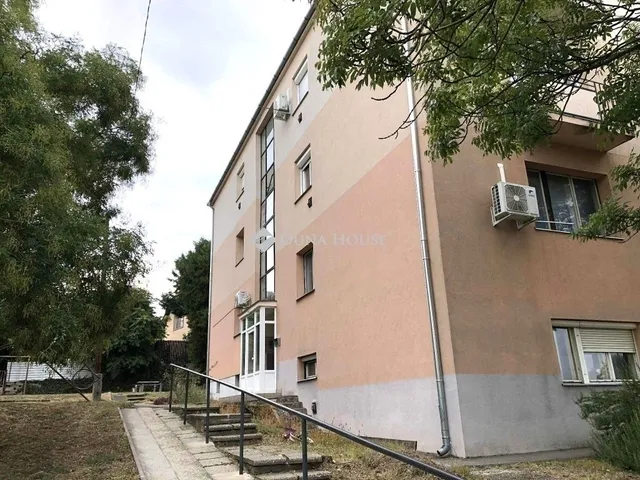 Eladó lakás Pécs 43 nm