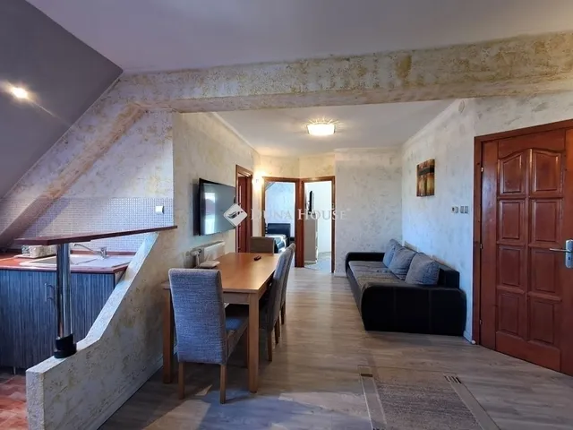 Eladó lakás Pécs 70 nm