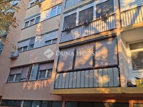 Eladó lakás Pécs, Kertváros 58 nm