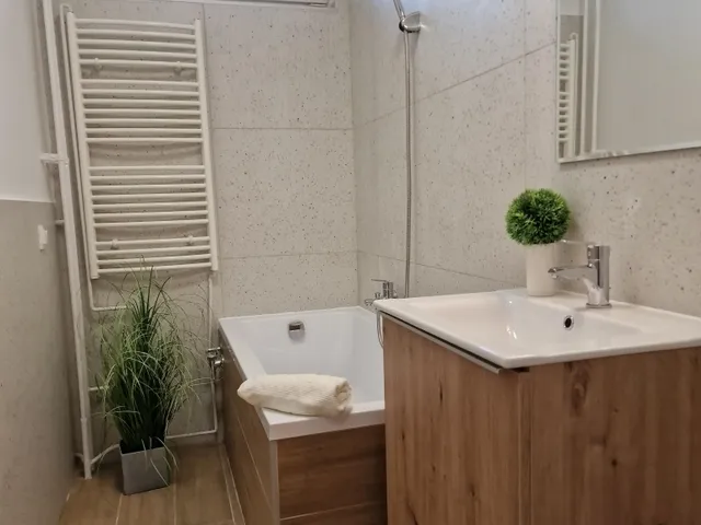 Eladó lakás Pécs, Egyetemváros 54 nm