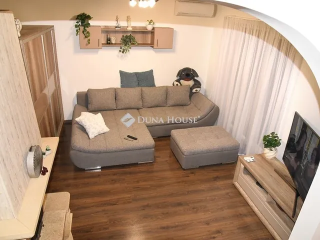 Eladó lakás Pécs, Belváros 73 nm