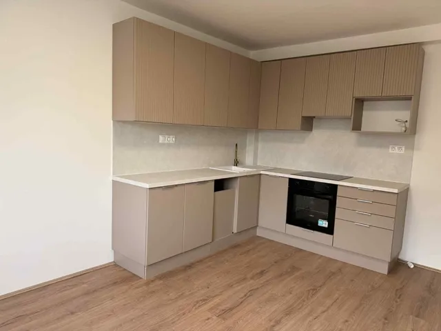 Eladó lakás Pécs, Kertváros 47 nm