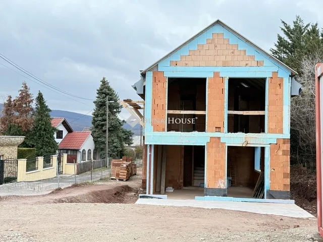 Eladó ház Pécs, Donátus 129 nm