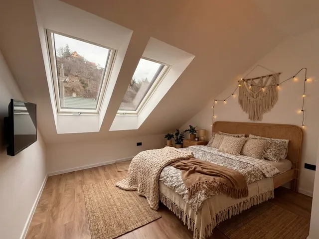 Eladó lakás Pécs, Mecsekoldal 68 nm