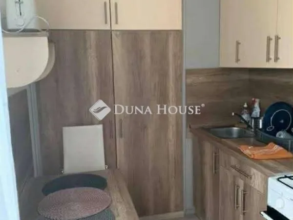 Eladó lakás Pécs, Kertváros 47 nm