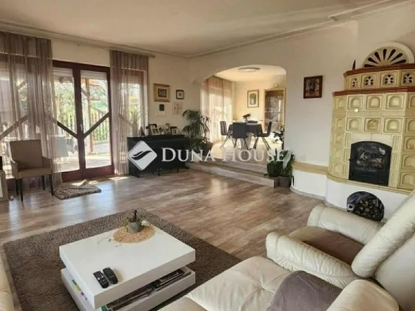 Eladó ház Pécs, Havihegy 360 nm