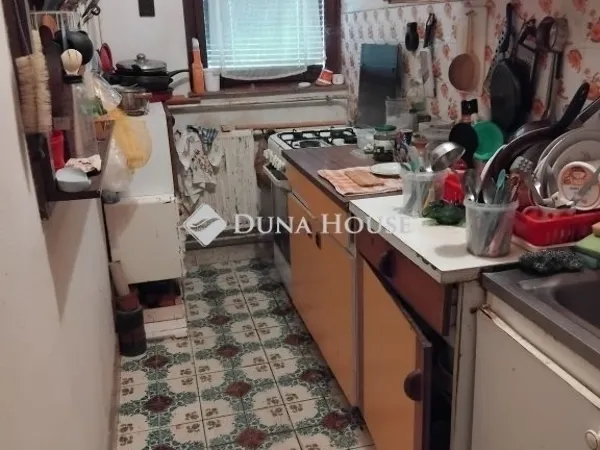 Eladó ház Pécs, Rigóder 170 nm