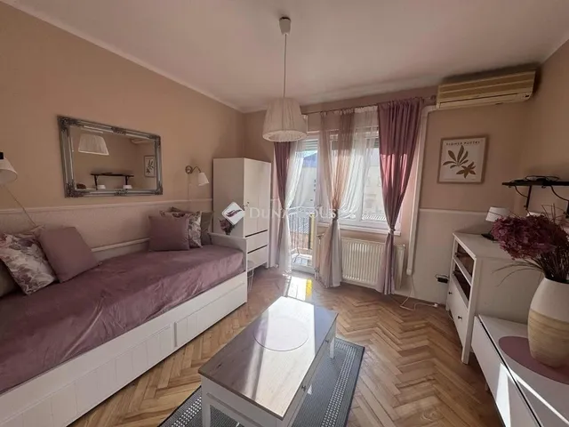 Eladó lakás Pécs 45 nm