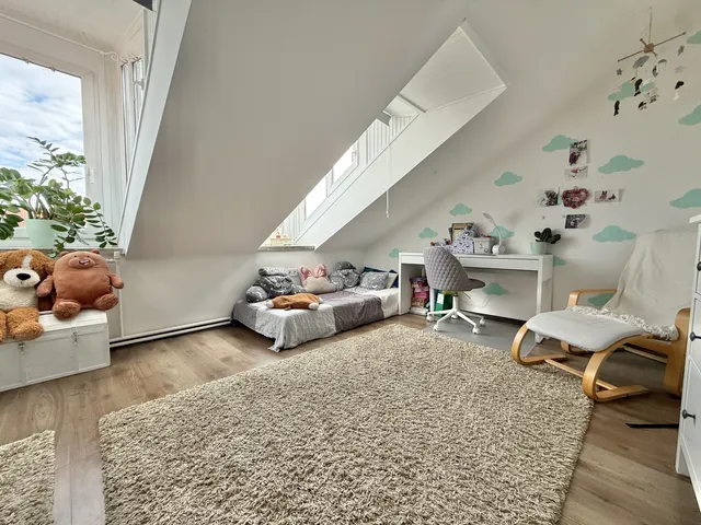 Eladó lakás Pécs, Uránváros 92 nm