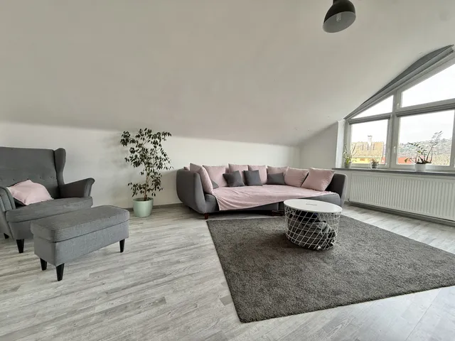 Eladó lakás Pécs, Uránváros 92 nm