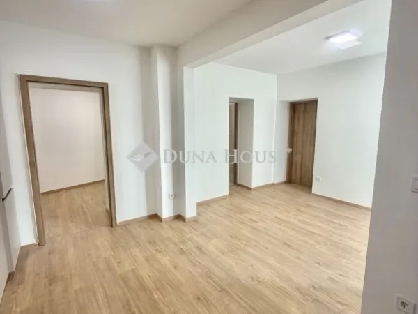 Eladó lakás Pécs 45 nm