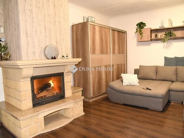 Eladó lakás Pécs, Belváros 73 nm