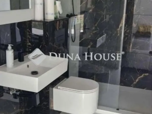 Eladó lakás Pécs 30 nm