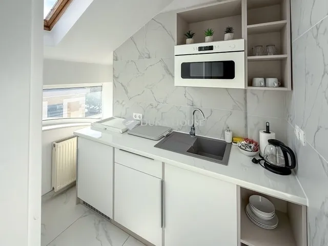 Eladó lakás Pécs, Belváros 88 nm