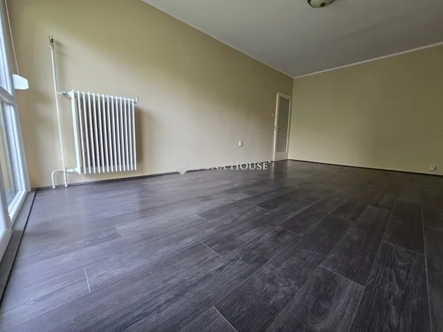 Eladó lakás Pécs 64 nm