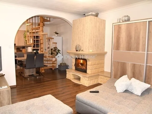 Eladó lakás Pécs, Belváros 73 nm