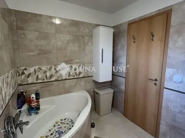 Eladó lakás Kozármisleny 56 nm