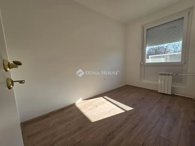 Eladó lakás Pécs, Kertváros 39 nm