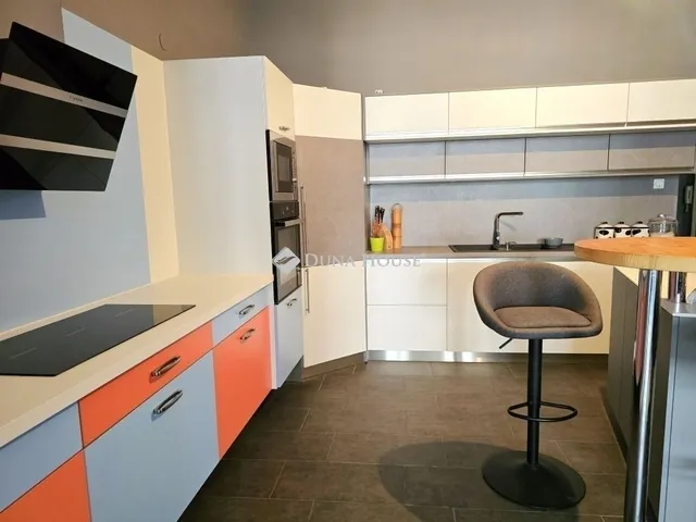 Eladó lakás Pécs, Belváros 120 nm