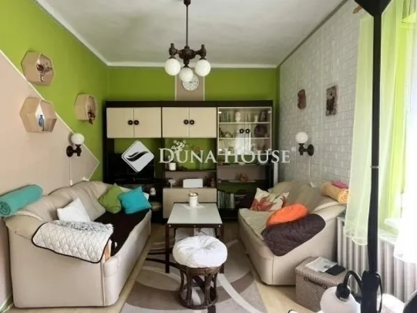 Eladó ház Pécs, Rigóder 134 nm