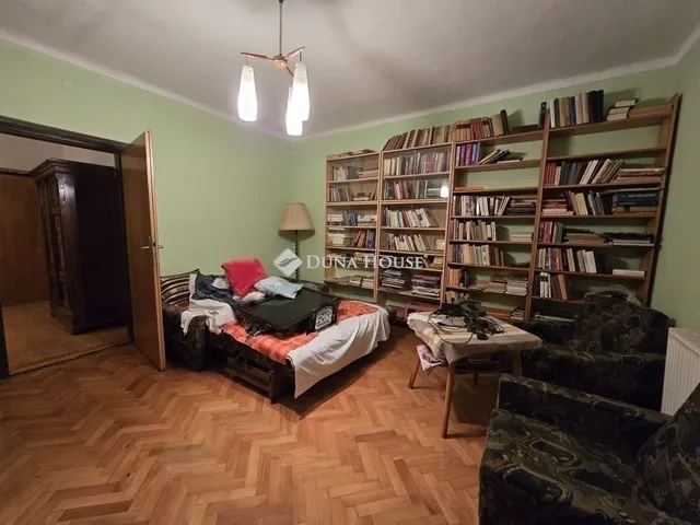 Eladó ház Pécs, Rigóder 104 nm